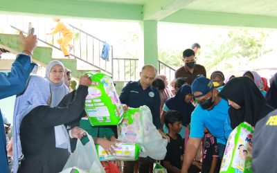 FPIK UTU Gelar Aksi Peduli Bencana: Salurkan Bantuan untuk Warga Terdampak Banjir di Desa Mondua, Kecamatan Tripa Makmur