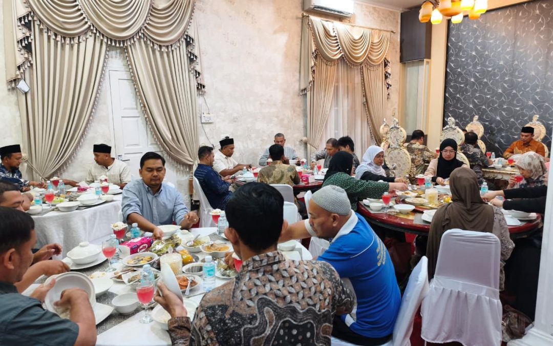 Muliakan Tamu dengan Adat Peumulia Jamee, Pemkab Aceh Barat Gelar Jamuan Makan Malam untuk Delegasi Universiti Sains Malaysia